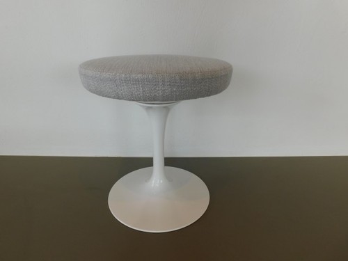 Knoll saarinen tulip hocker - knoll,