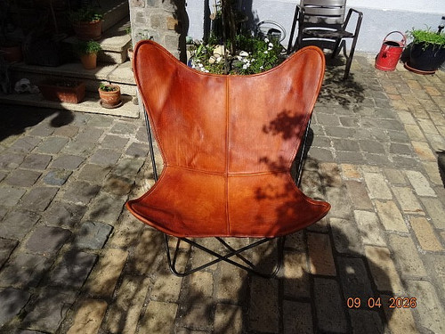 Original knoll - !!!,
