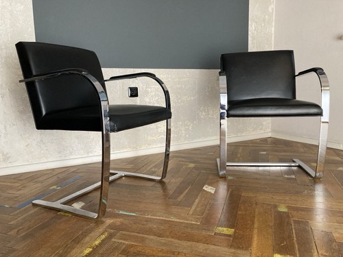 Knoll brno chair - 1,